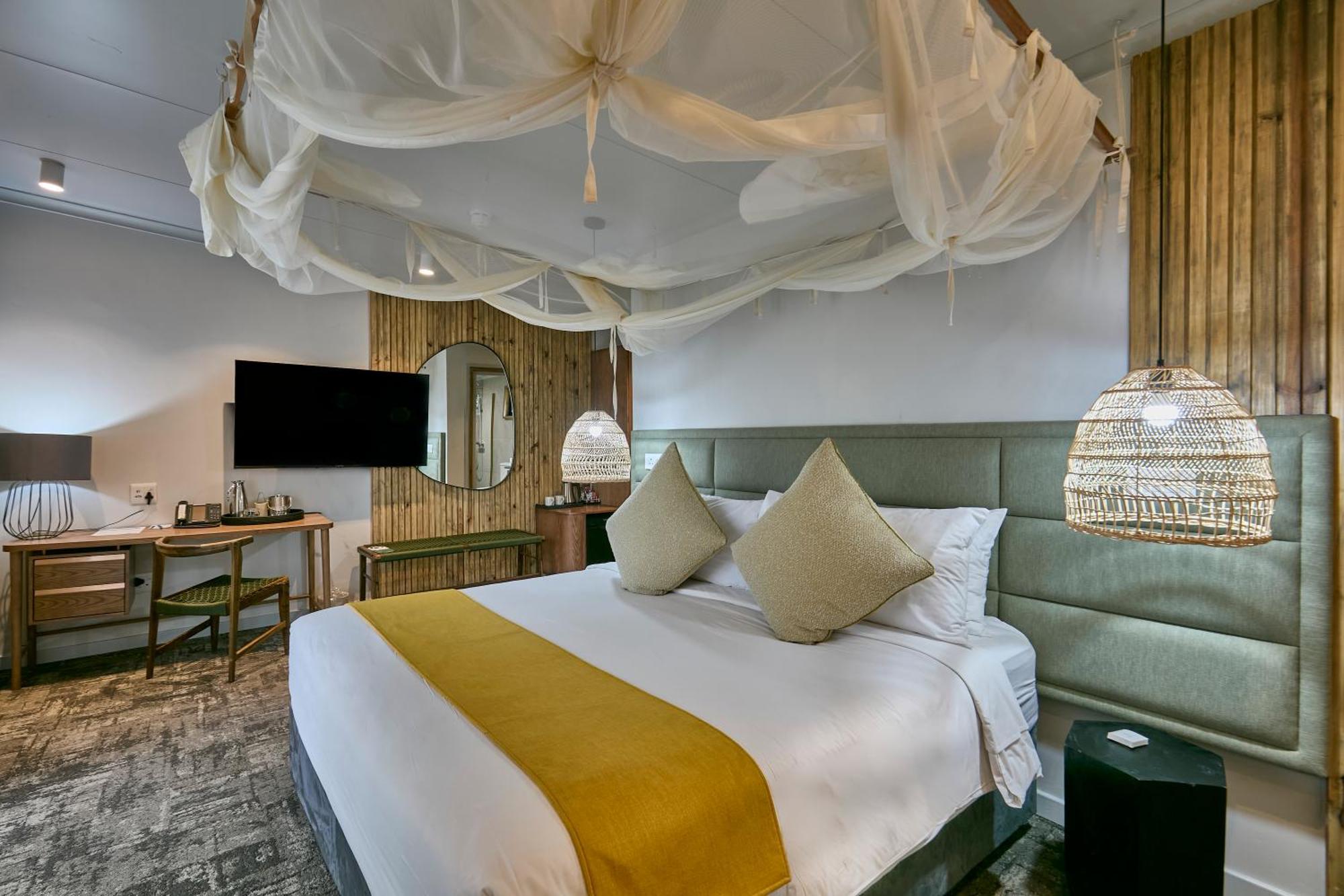 Cresta Marang Gardens Hotel Франсистаун Экстерьер фото